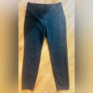 Black denim stretch from Halara size Large with front/back pockets 25inch inseam